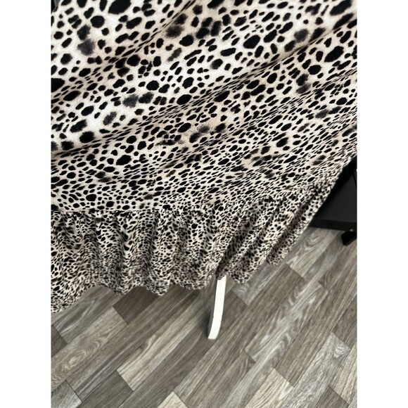 A New Day Women’s tiered dress Size XL Long Sleeve Animal Print Round Neck Rayon - Picture 11 of 14